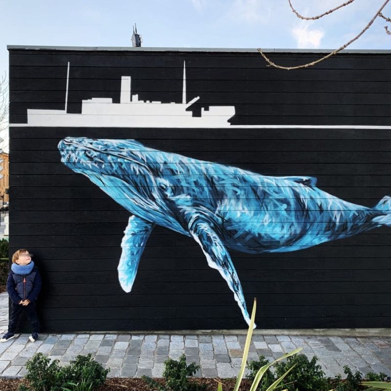 Baleine Peinte Par A-mo Streetart Pour Le Centenaire Du Naufrage Des Navire L'Afrique à Bordeaux